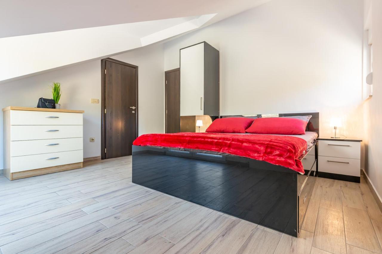 Ferdo 1 Hotel Makarska Eksteriør billede