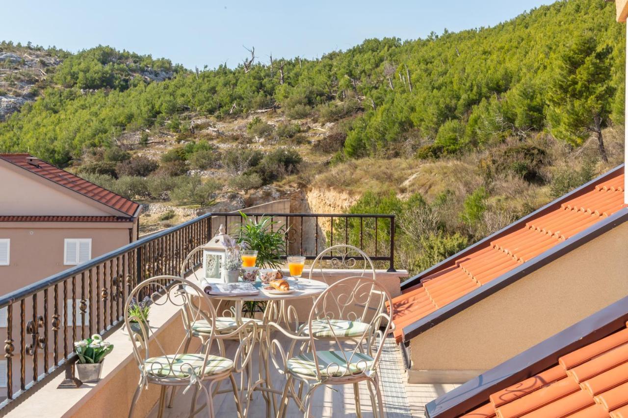 Ferdo 1 Hotel Makarska Eksteriør billede