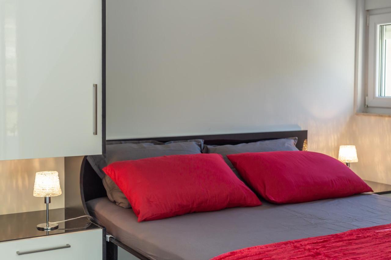 Ferdo 1 Hotel Makarska Eksteriør billede